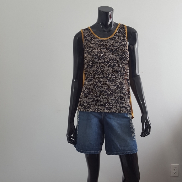 Style Me Top Size L (J) - Picture 2 of 3